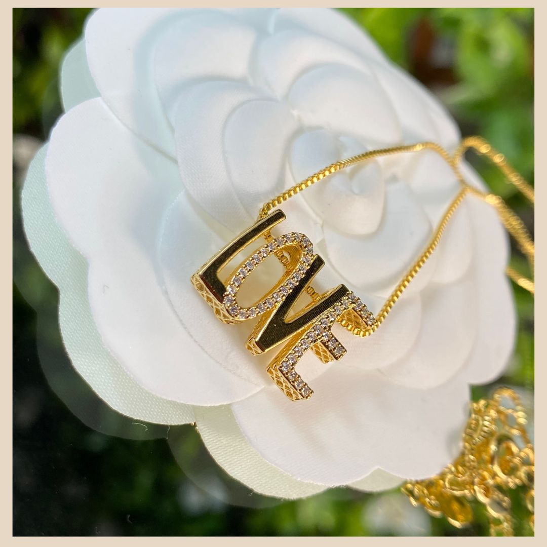 18K gold plated necklace LOVE