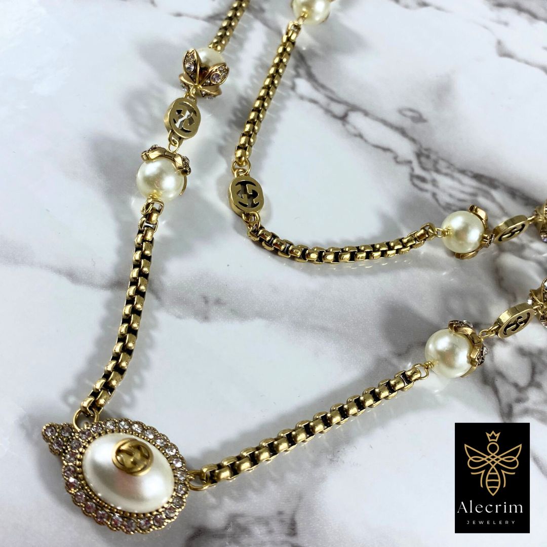 Antique gold Long necklace with pearl details ,Damen Antique gold ketten