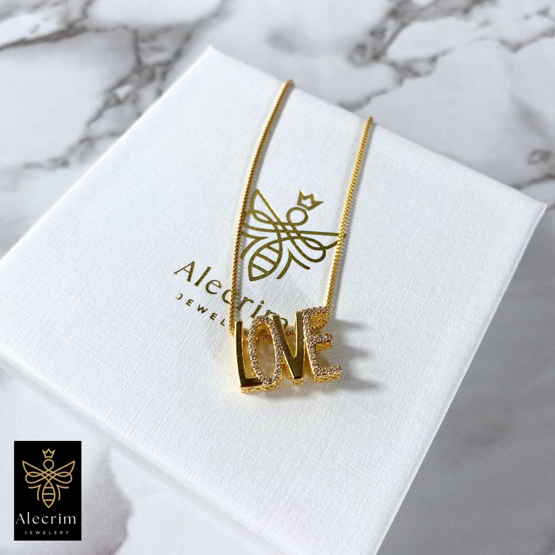 18K gold plated necklace LOVE
