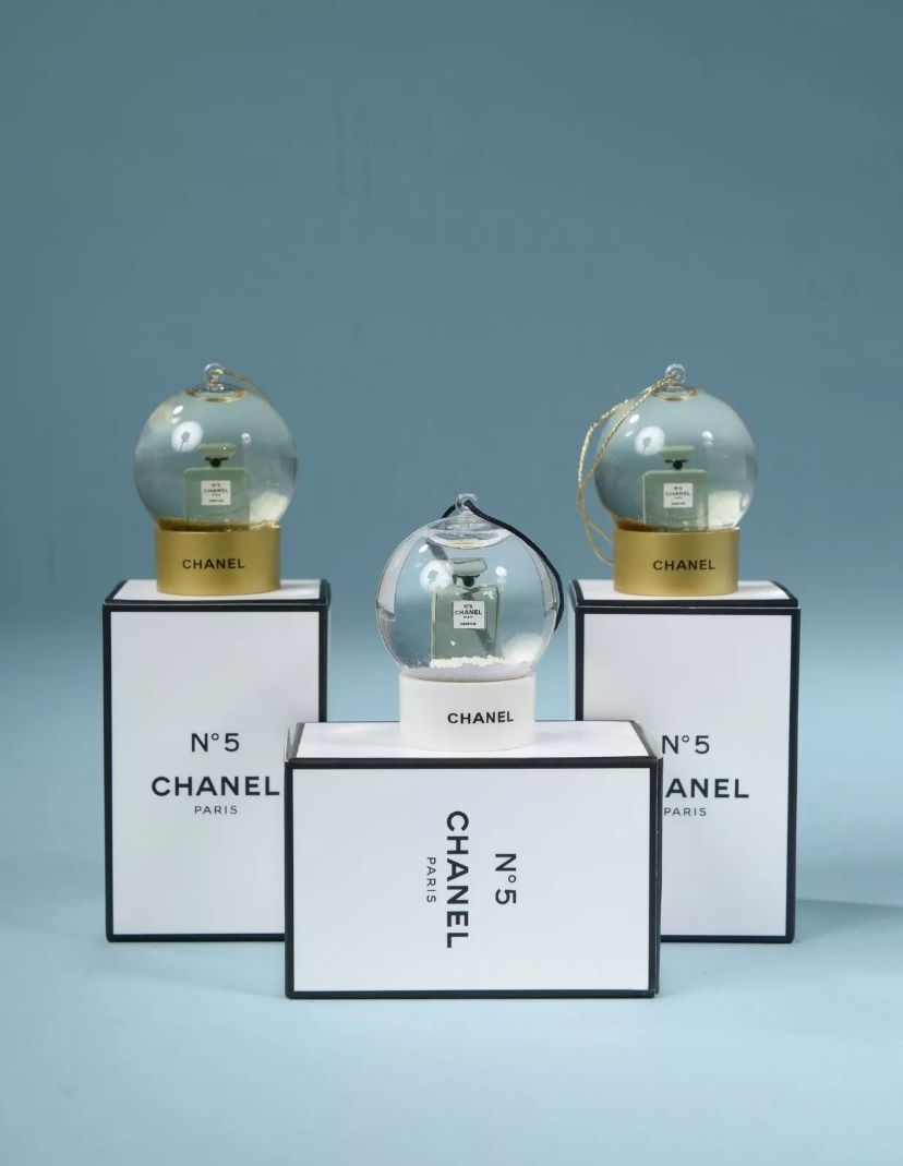 Chanel Miniature Snowglobe (Gold)- N5 Limited Ediction