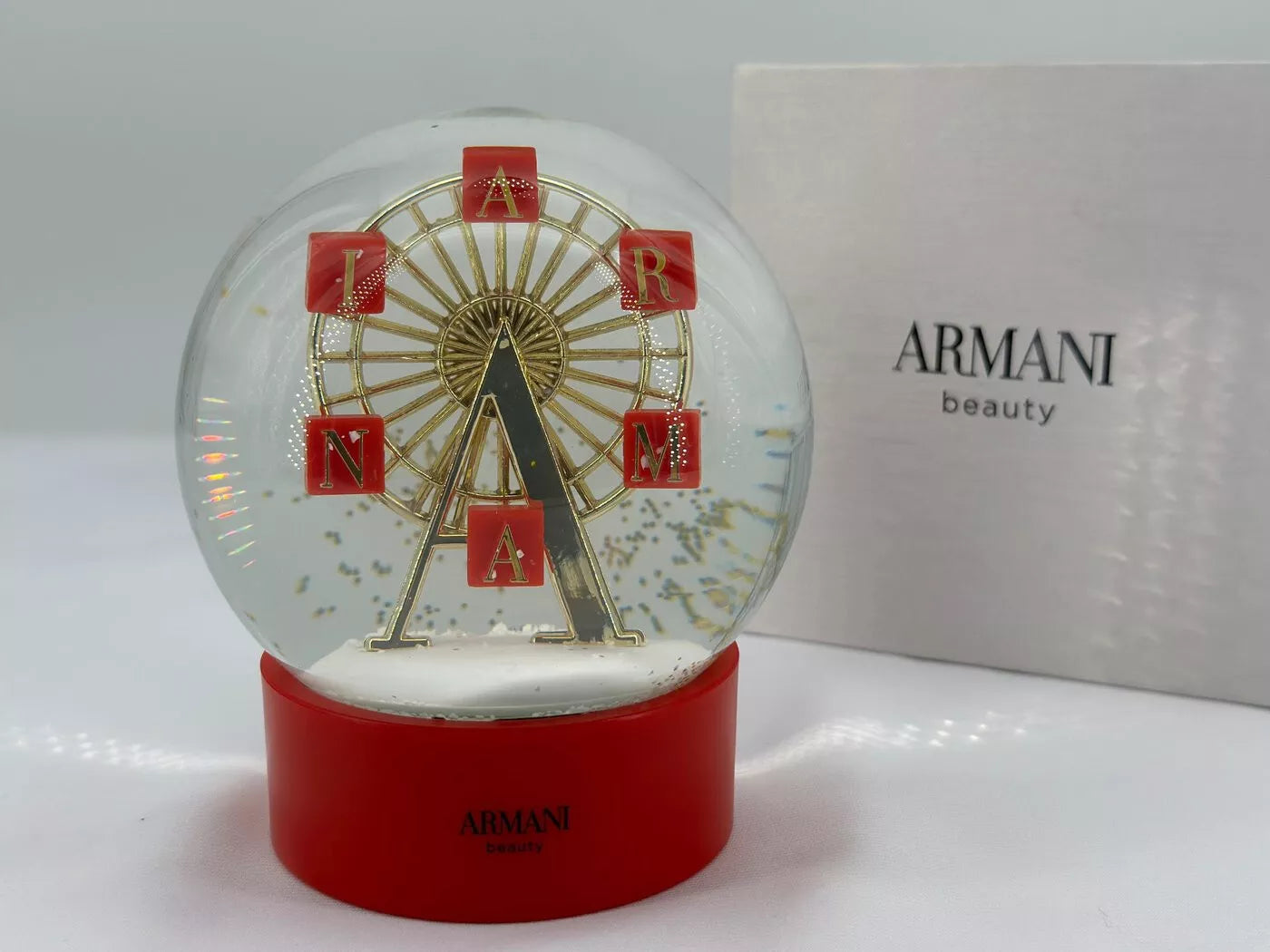 Armani Beauty Schneekuppel- Snow Globe