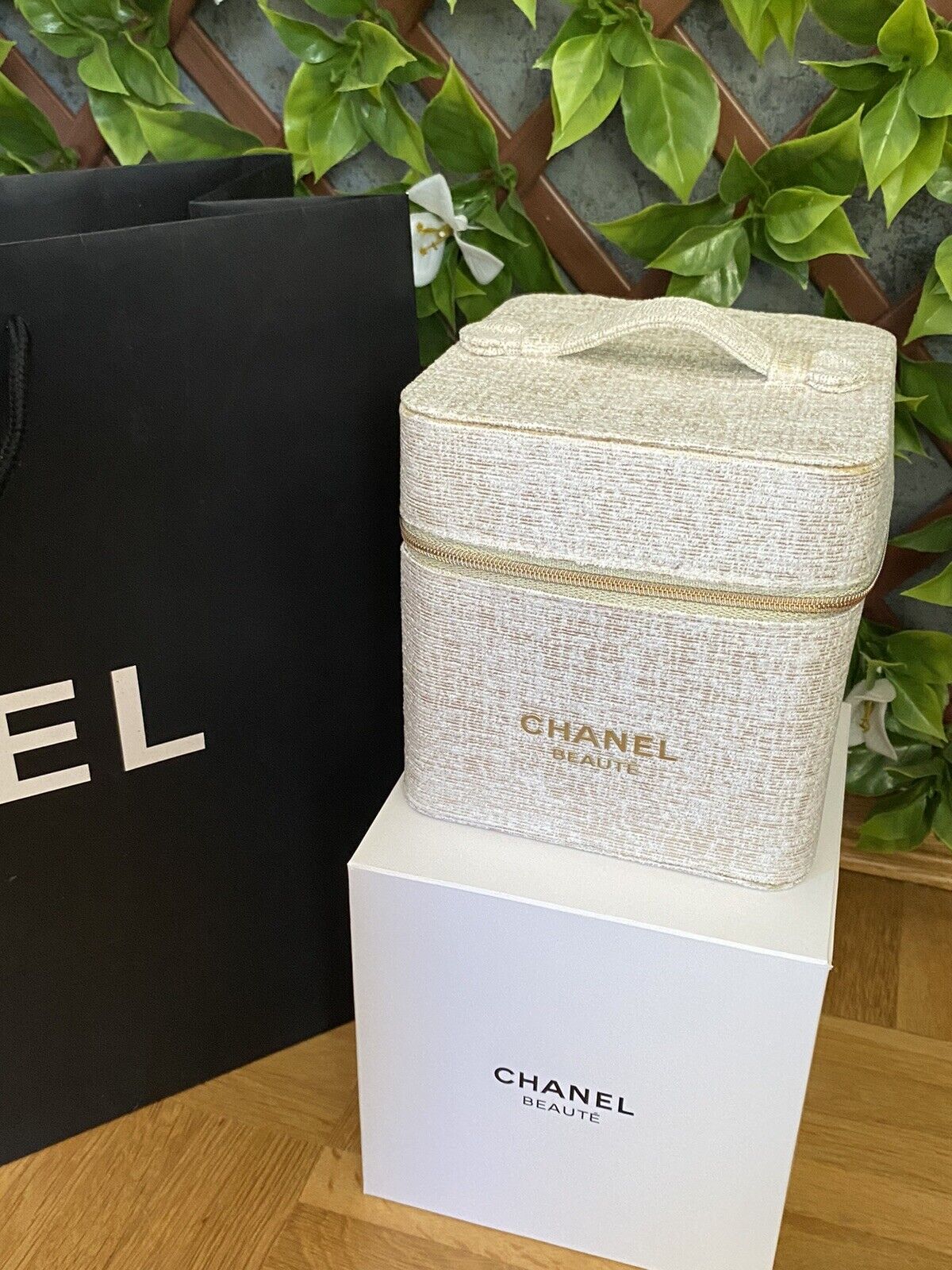Chanel Beautè Makeup Kosmetik Organizer