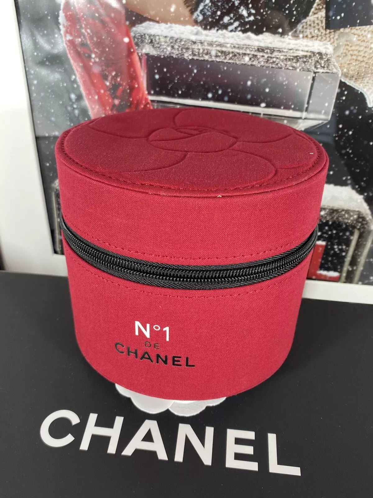Chanel BEAUTÉ Jewellery Red Flowe Box, Travel Bag, Makeup Bag