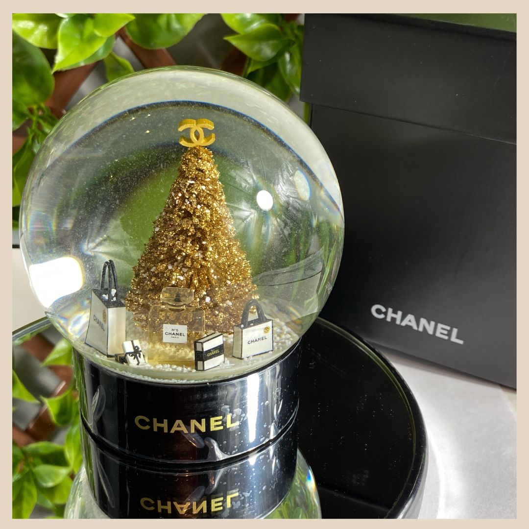 CHANEL Edition Snow Globe Kristallkugel Vip Gifts Luxus Home Decoration