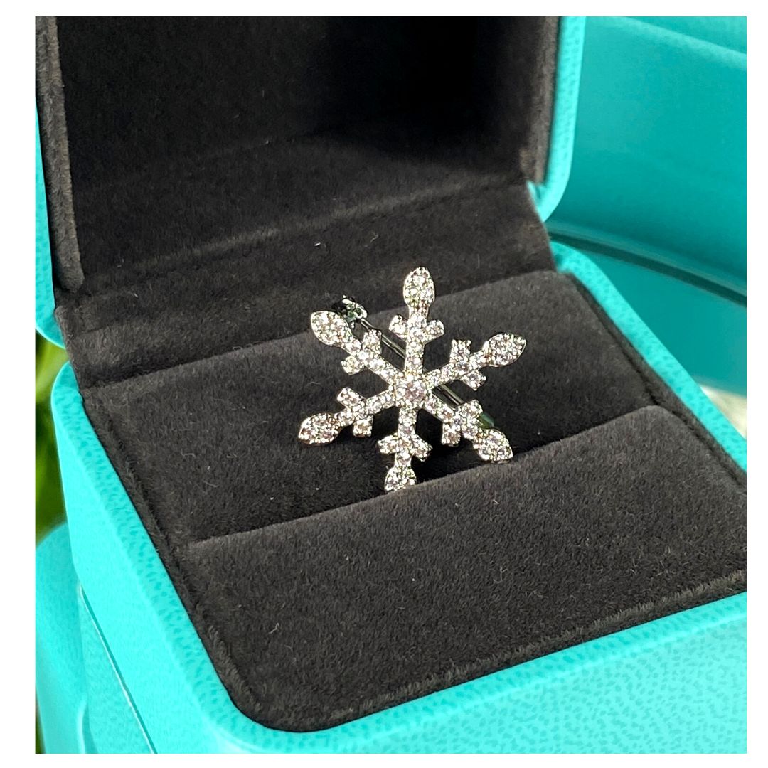 Damen Silberne Schneeflocke-Brosche Special Occasion Jewelery