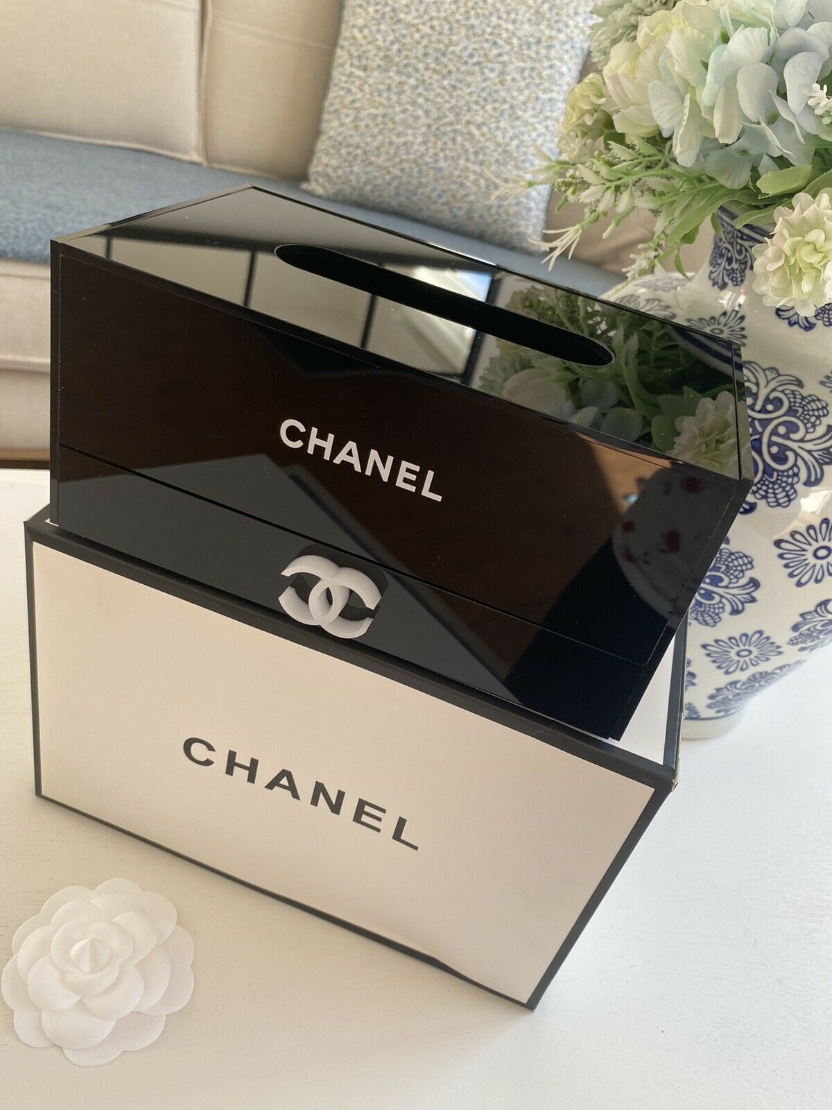 Chanel@ make up organizer acryl Taschentuchhalter, Jewellery Box Vip gift