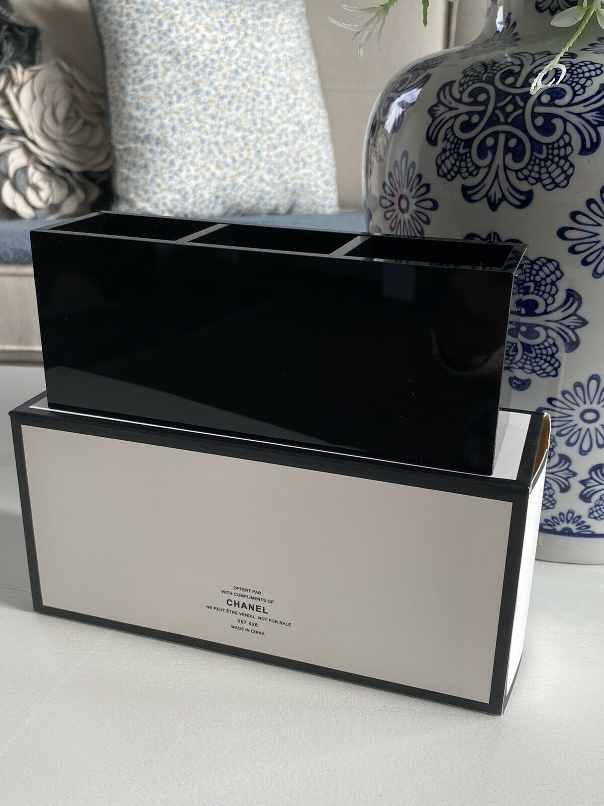 Chanel Pinselhalter Makeup Box Organizer Acryl, Brushes, Vip Gift