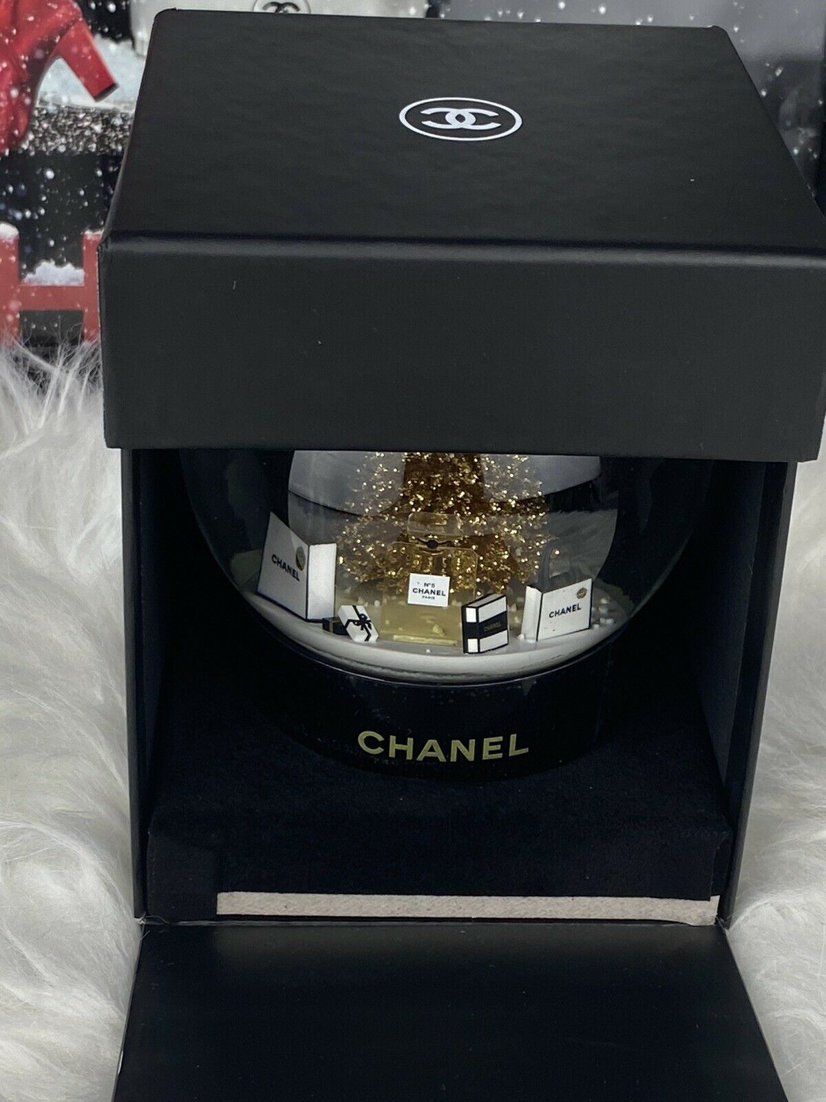 CHANEL Edition Snow Globe Kristallkugel Vip Gifts Luxus Home Decoration