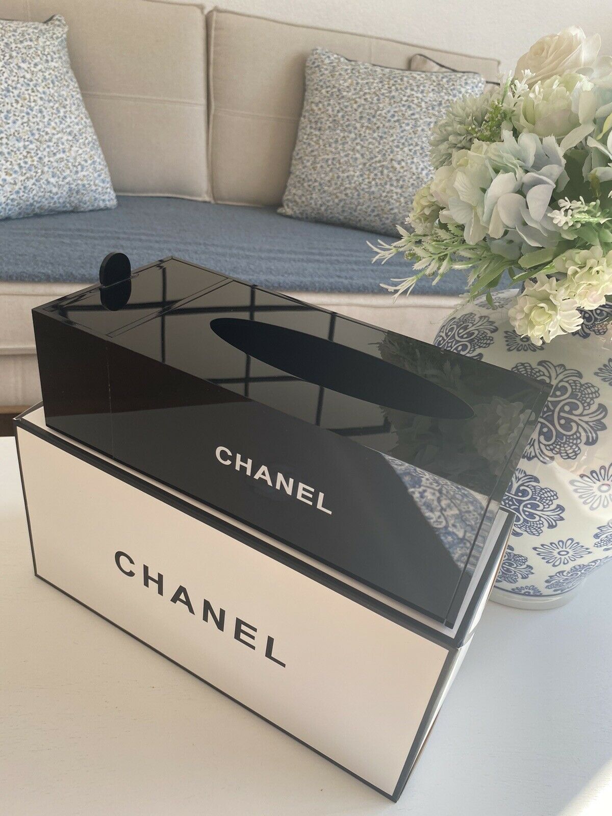 XXL Chanel Tissue Holder 2 Fächer Makeup Organizer Box Vip Gift