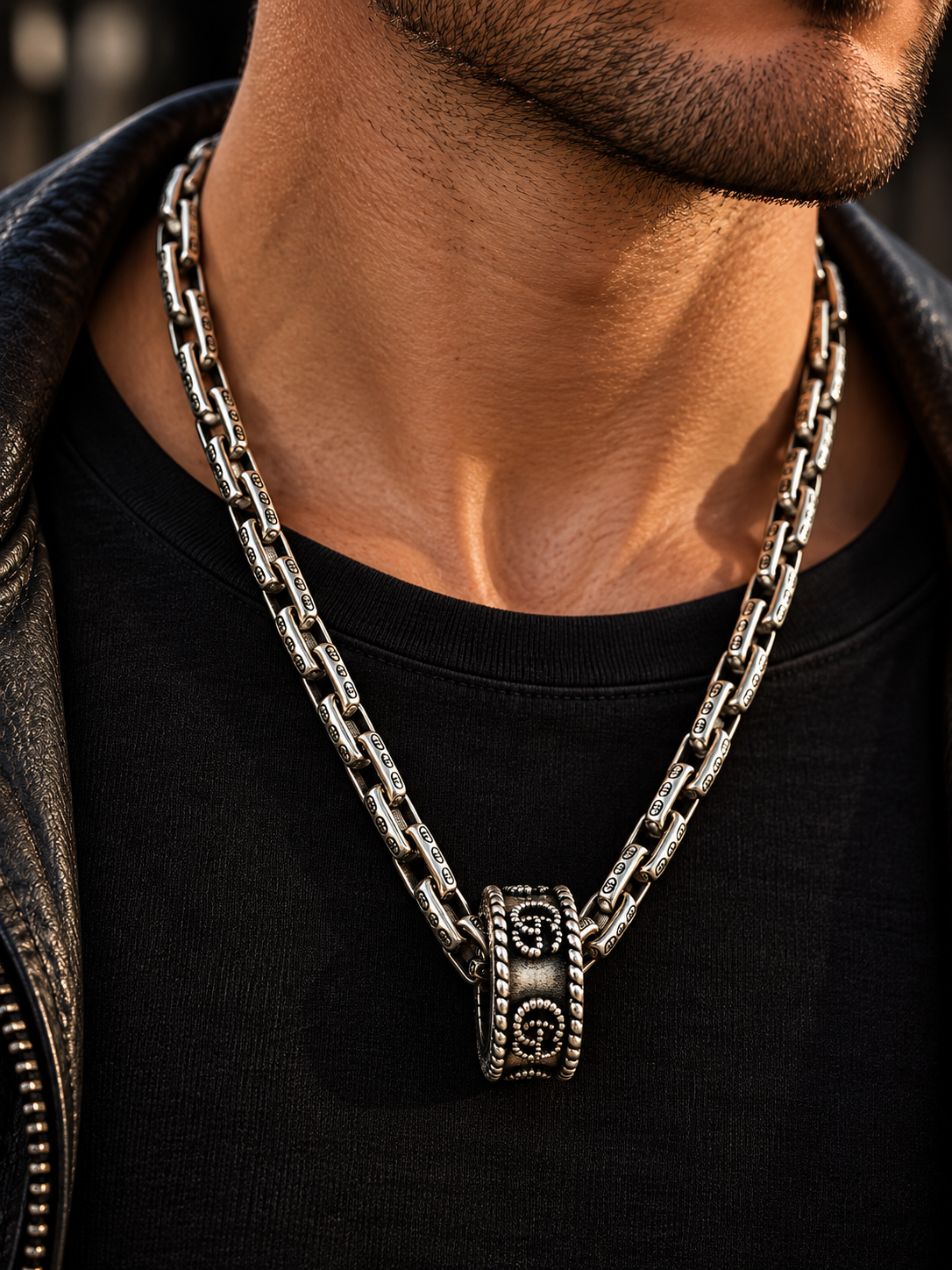 Luxury Silver-Tone Chain Necklace with Decorative Engraved Links & Statement Clasp – Men's Designer Style Jewellery