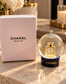 CHANEL N°5 Christmas Tree Ornament – Luxury Mini Snow Globe Bauble, Designer Perfume Bottle Decoration, Elegant Hanging Xmas Tree Décor, Collectible Christmas Ornament, Festive Home Decoration & Gift for Her