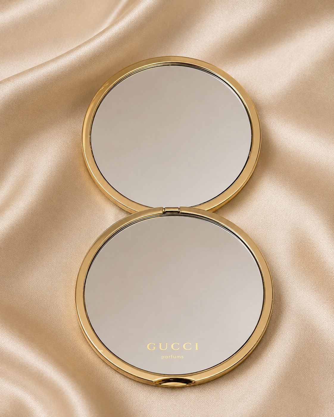 GUCCI Gold Compact Mirror – Limited Edition | Luxury Beauty VIP Gift |