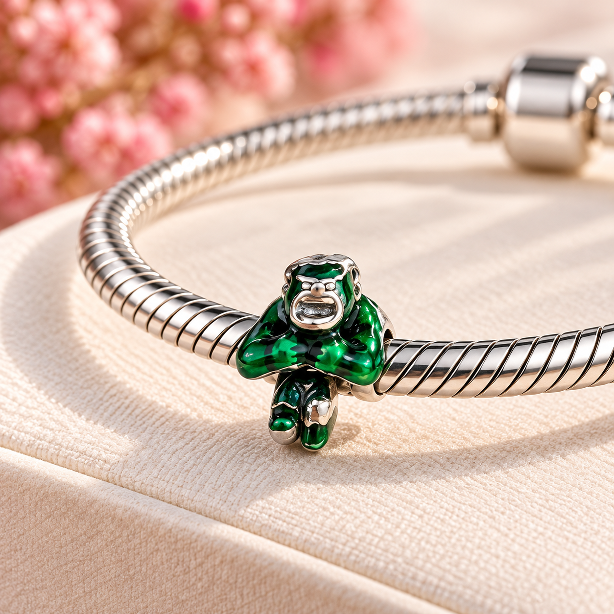 Green Superhero Charm Bead – Silver Tone Enamel Character Pendant for Charm Bracelet