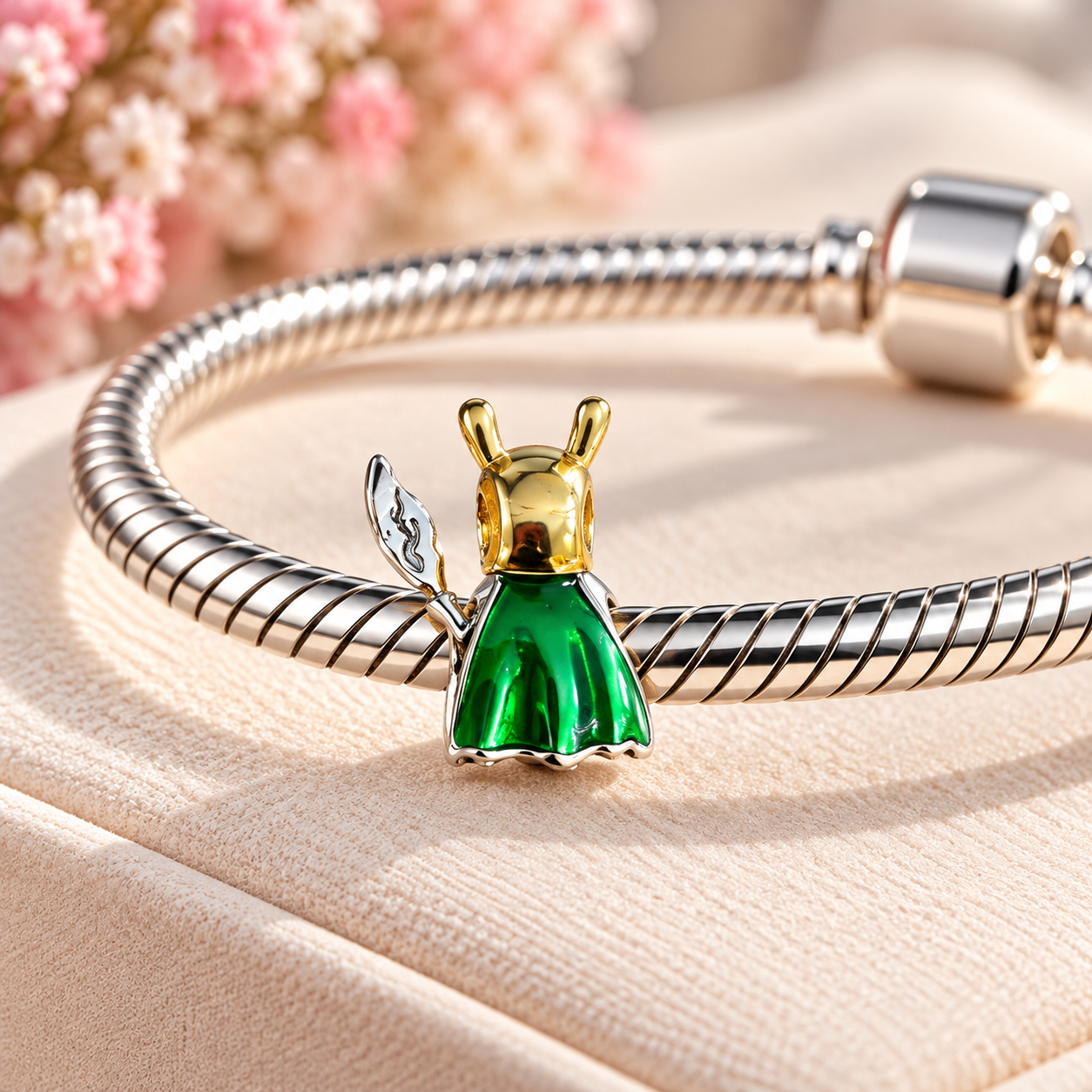 Green & Gold Fantasy Character Charm Bead – Silver Tone Enamel Pendant for Charm Bracelet
