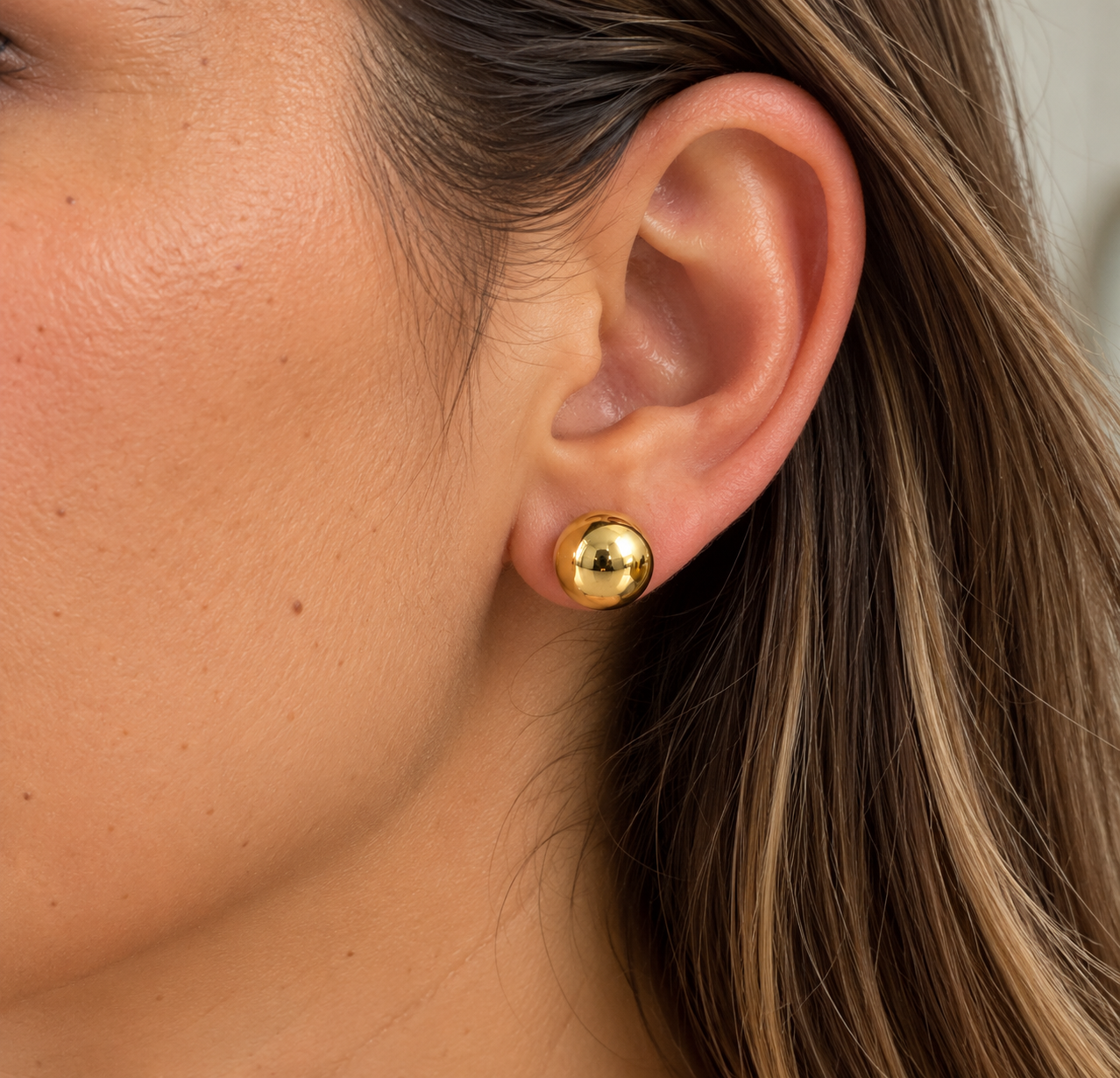 Classic Gold Tone Ball Stud Earrings – Polished Round Sphere Earrings, Minimalist Jewellery, Elegant Gift for Her