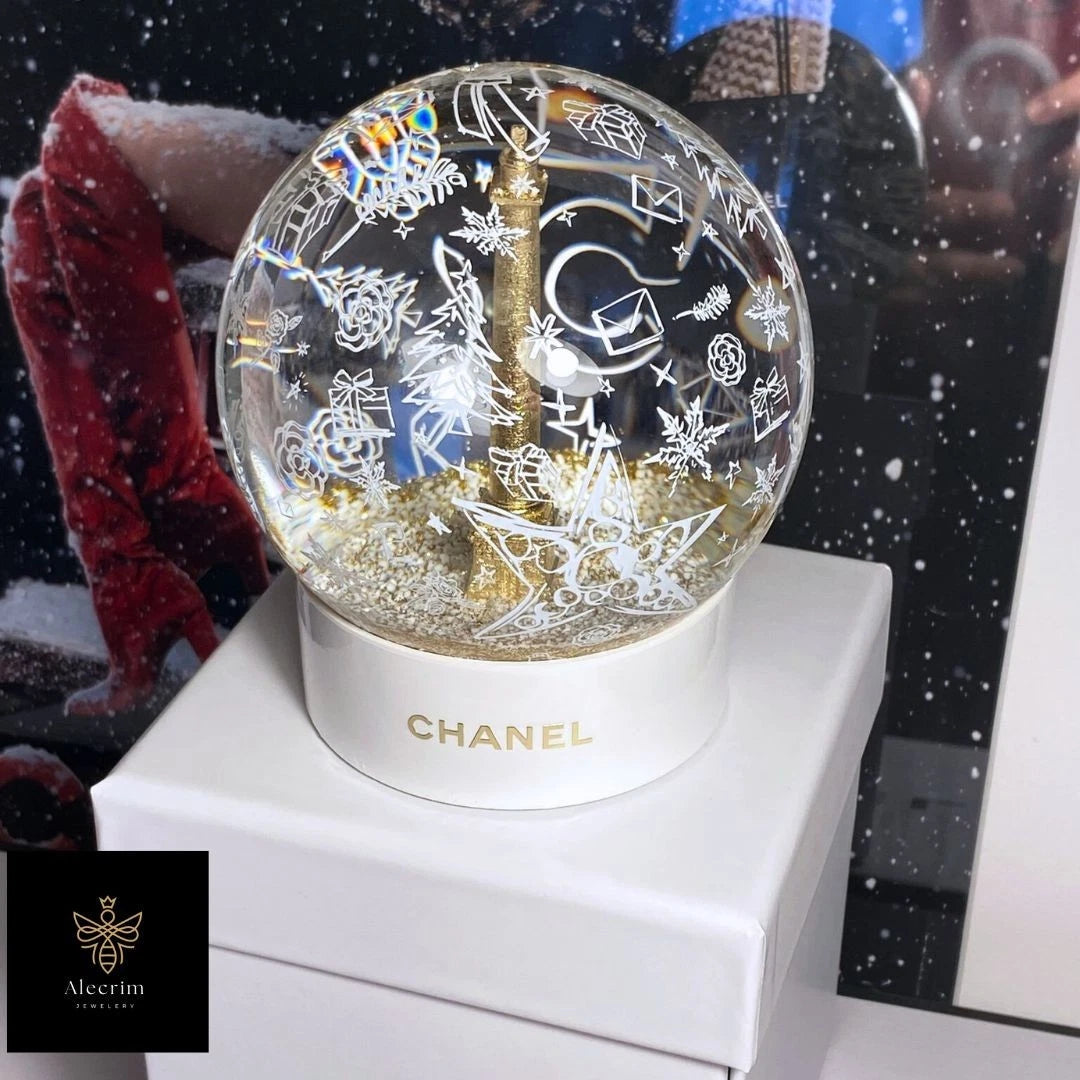 2025CHANEL Beaute Limited Edition Holiday Snow Globe new -