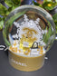 Chanel Gold Limited Ediction Snow Globe, Schneeparfüm Globe, Perfume Detail